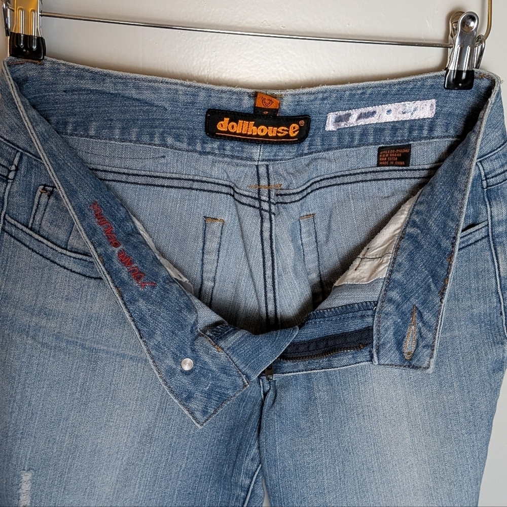 Dollhouse Jeans Women’s Size 9 Distressed Light Wash Flare Denim Vintage Y2K - Picture 9 of 16